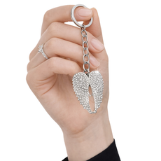 Schlüsselanhänger mit Engelsflügeln